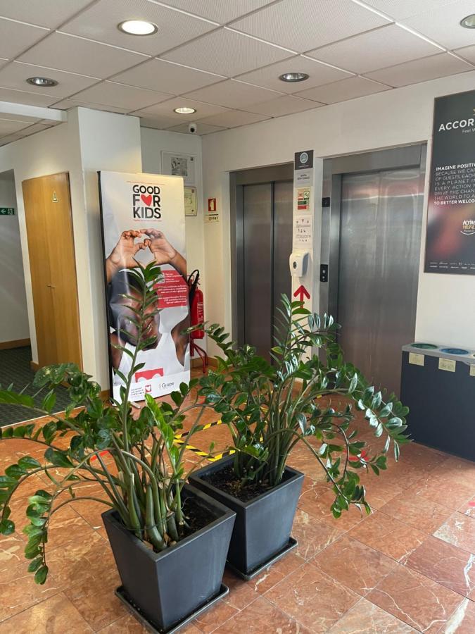 Hotel Ibis Leiria Fatima Exteriör bild