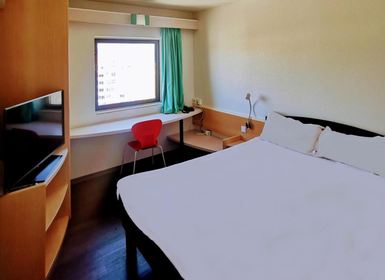 Hotel Ibis Leiria Fatima Exteriör bild