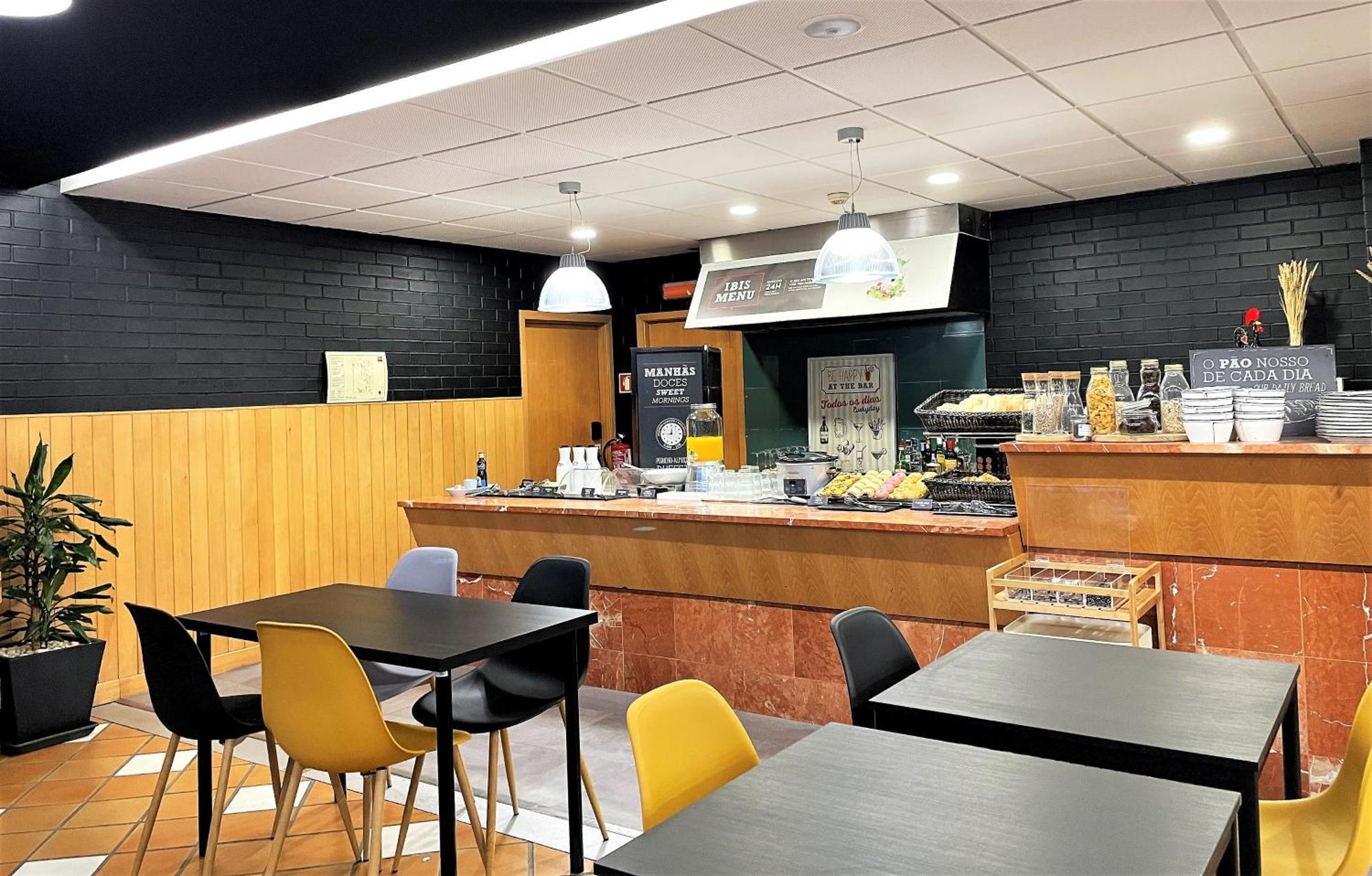 Hotel Ibis Leiria Fatima Exteriör bild