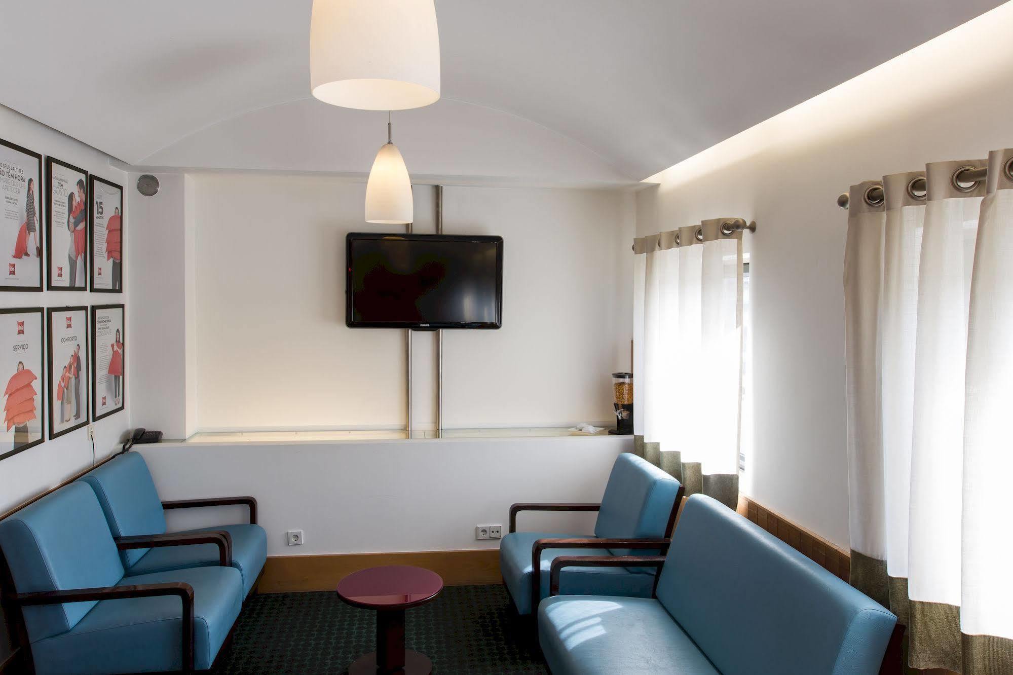 Hotel Ibis Leiria Fatima Exteriör bild
