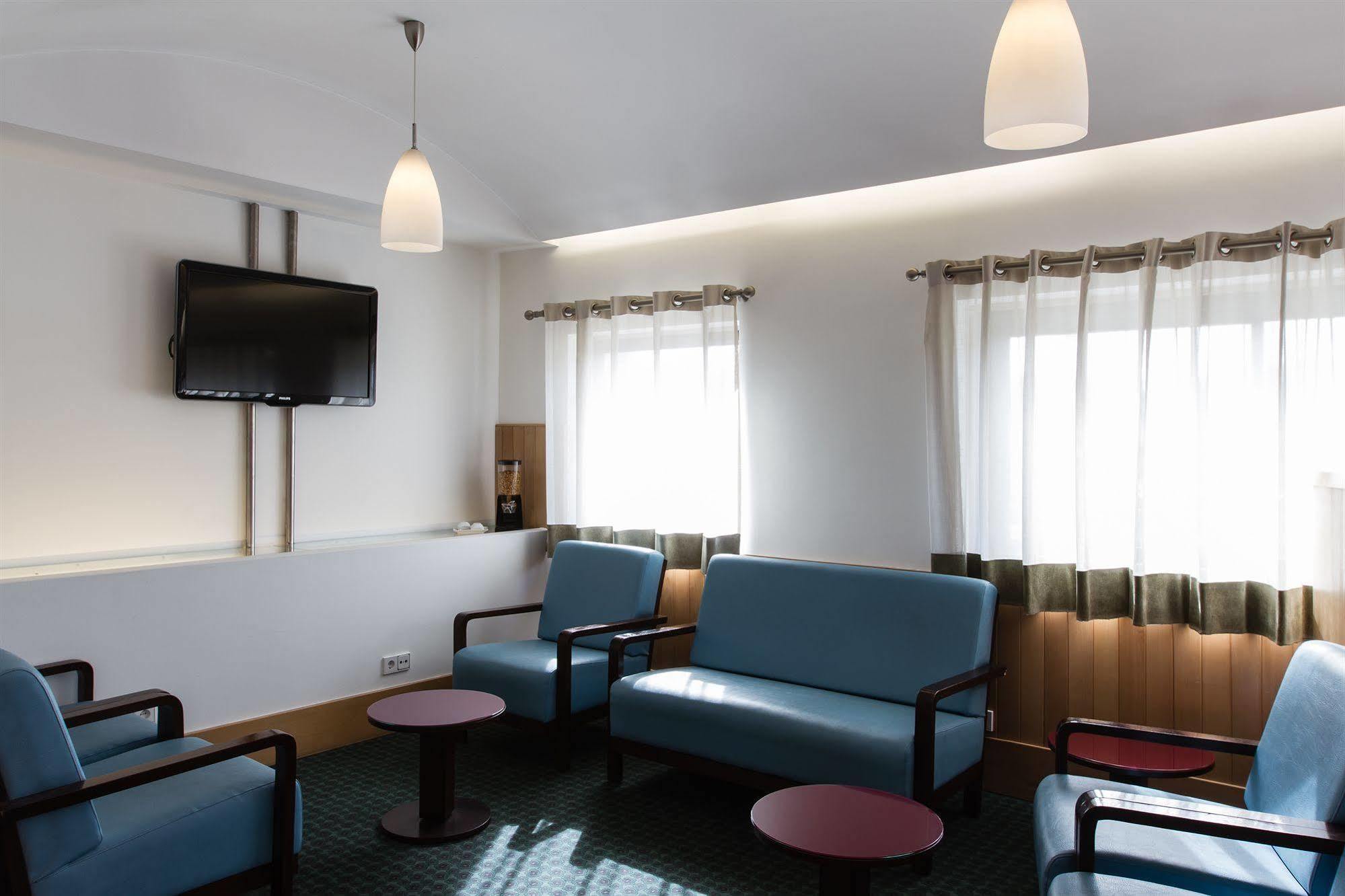 Hotel Ibis Leiria Fatima Exteriör bild